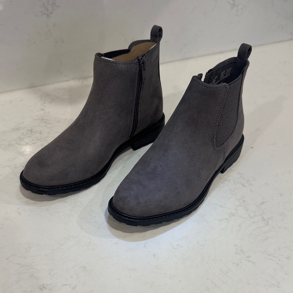 Sonoma gray Chelsea Boots